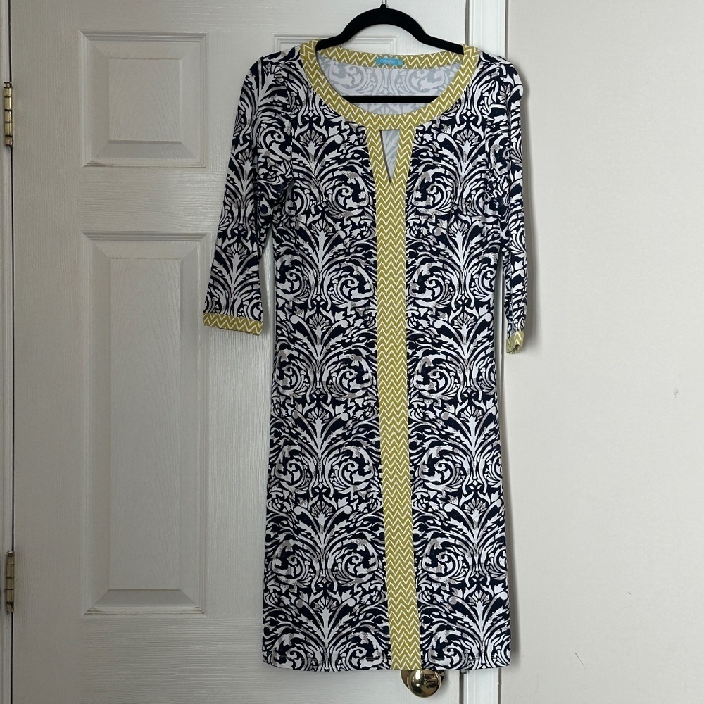 J. McLaughlin Navy White Damask Dress Yellow Chevron trim Size Extra Small XS